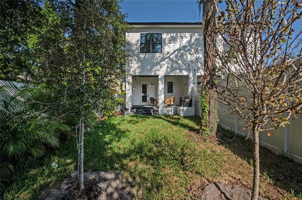 For Sale: $650,000 (3 beds, 2 baths, 2097 Square Feet)