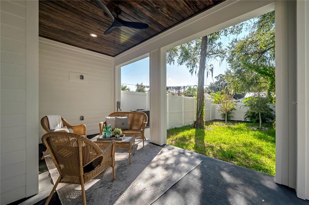 For Sale: $650,000 (3 beds, 2 baths, 2097 Square Feet)