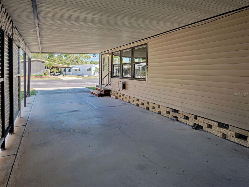 待售: $149,000 (2 贝兹, 2 浴室, 1247 平方英尺)