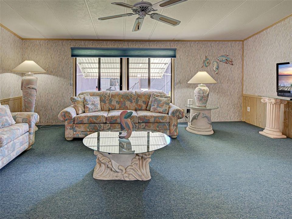 待售: $149,000 (2 贝兹, 2 浴室, 1247 平方英尺)