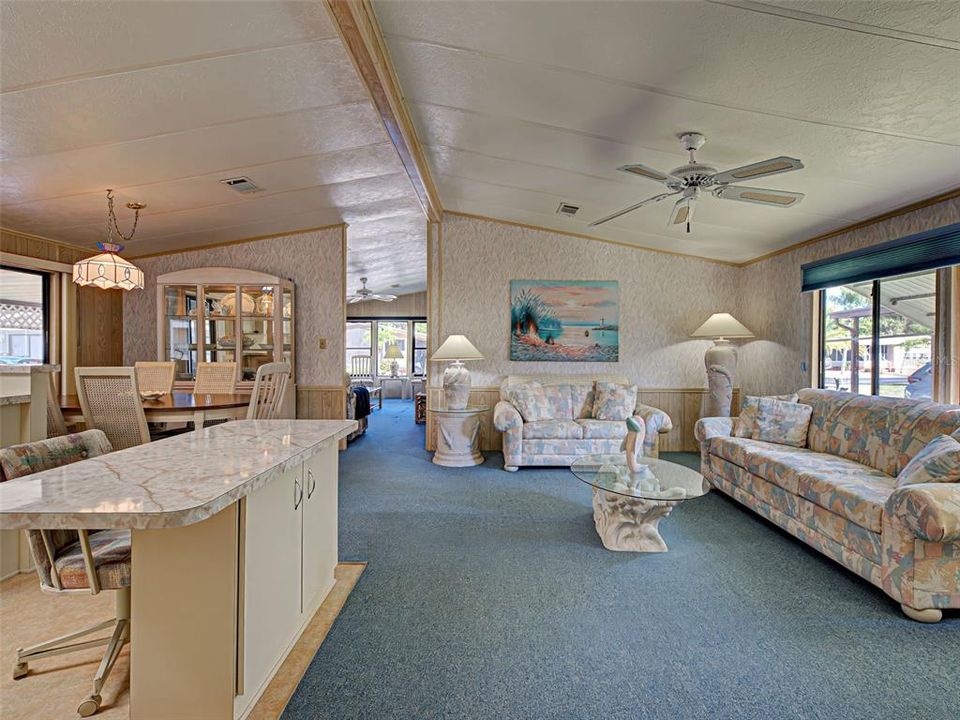 待售: $149,000 (2 贝兹, 2 浴室, 1247 平方英尺)