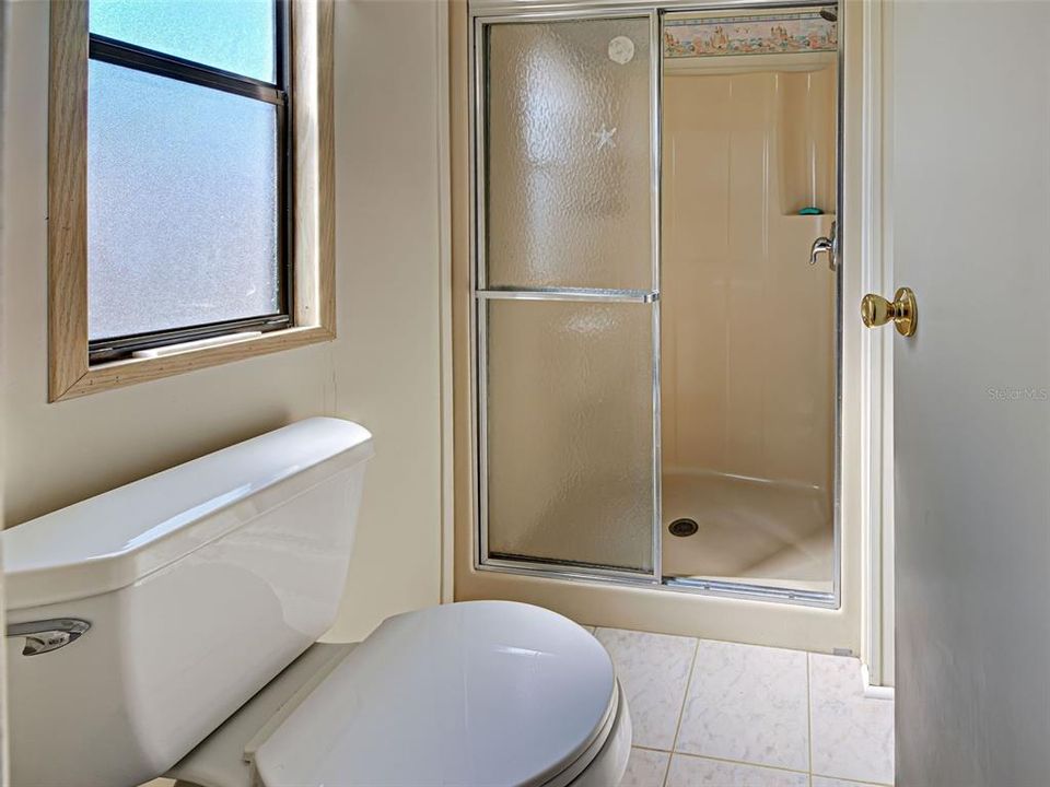 待售: $149,000 (2 贝兹, 2 浴室, 1247 平方英尺)