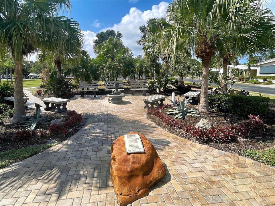 待售: $149,000 (2 贝兹, 2 浴室, 1247 平方英尺)