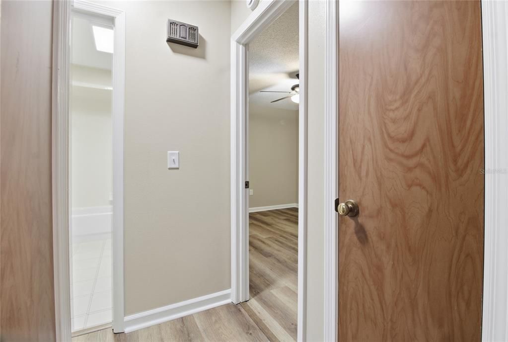 Active With Contract: $335,000 (3 beds, 2 baths, 1248 Square Feet)