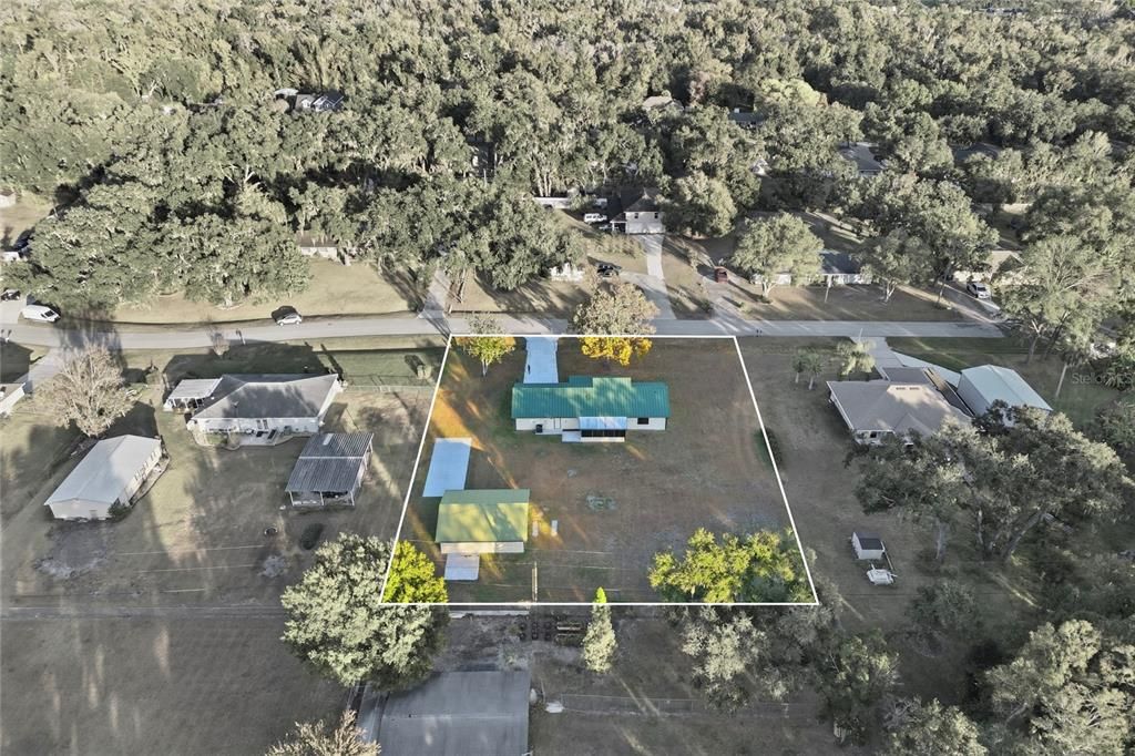 Active With Contract: $335,000 (3 beds, 2 baths, 1248 Square Feet)