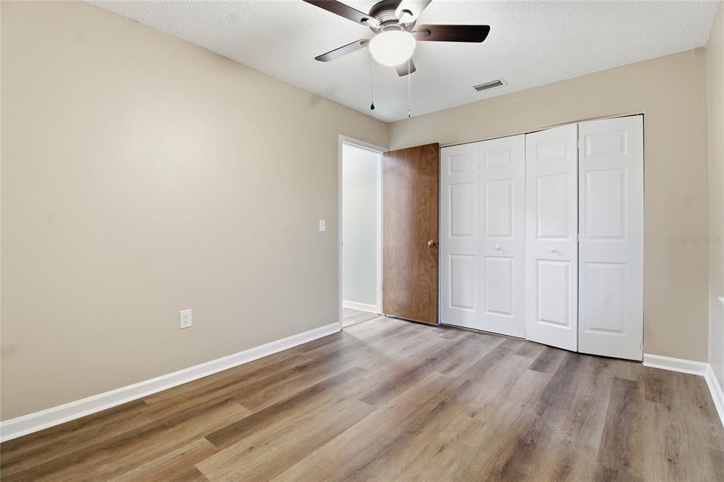 Active With Contract: $335,000 (3 beds, 2 baths, 1248 Square Feet)