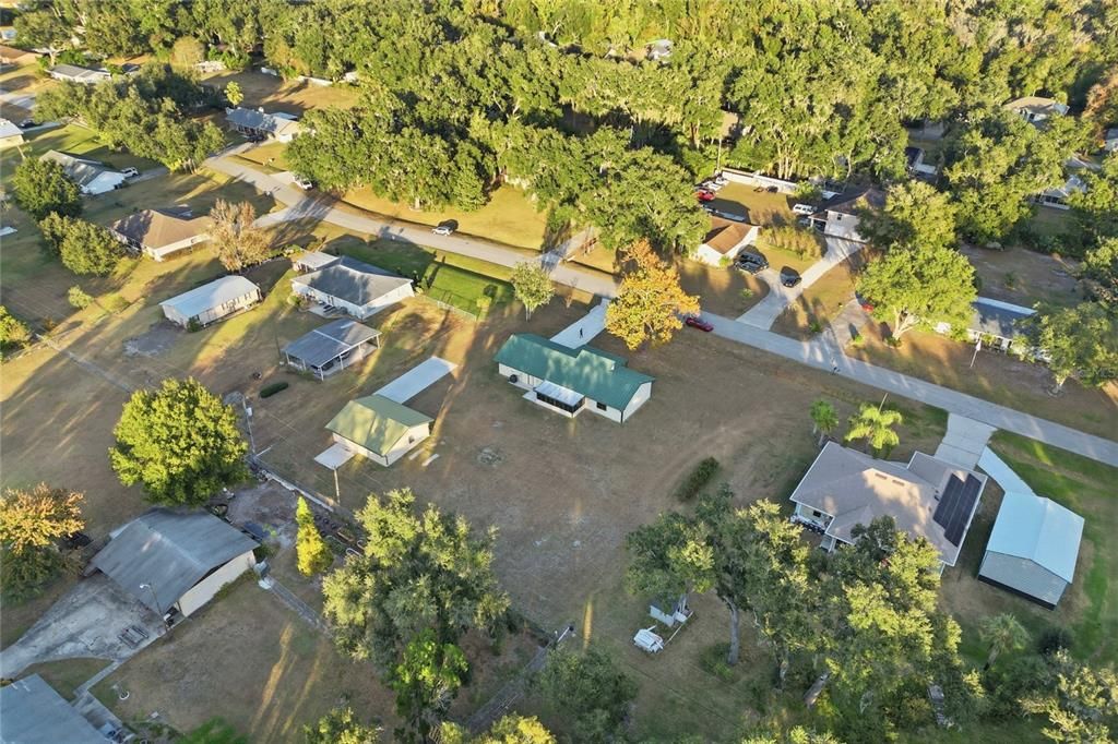 Active With Contract: $335,000 (3 beds, 2 baths, 1248 Square Feet)