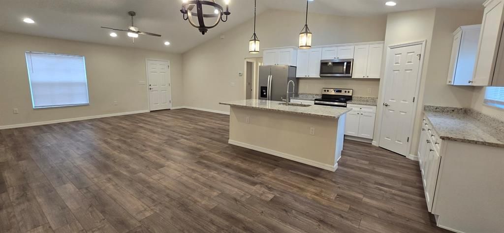 En Renta: $1,695 (3 camas, 2 baños, 1591 Pies cuadrados)