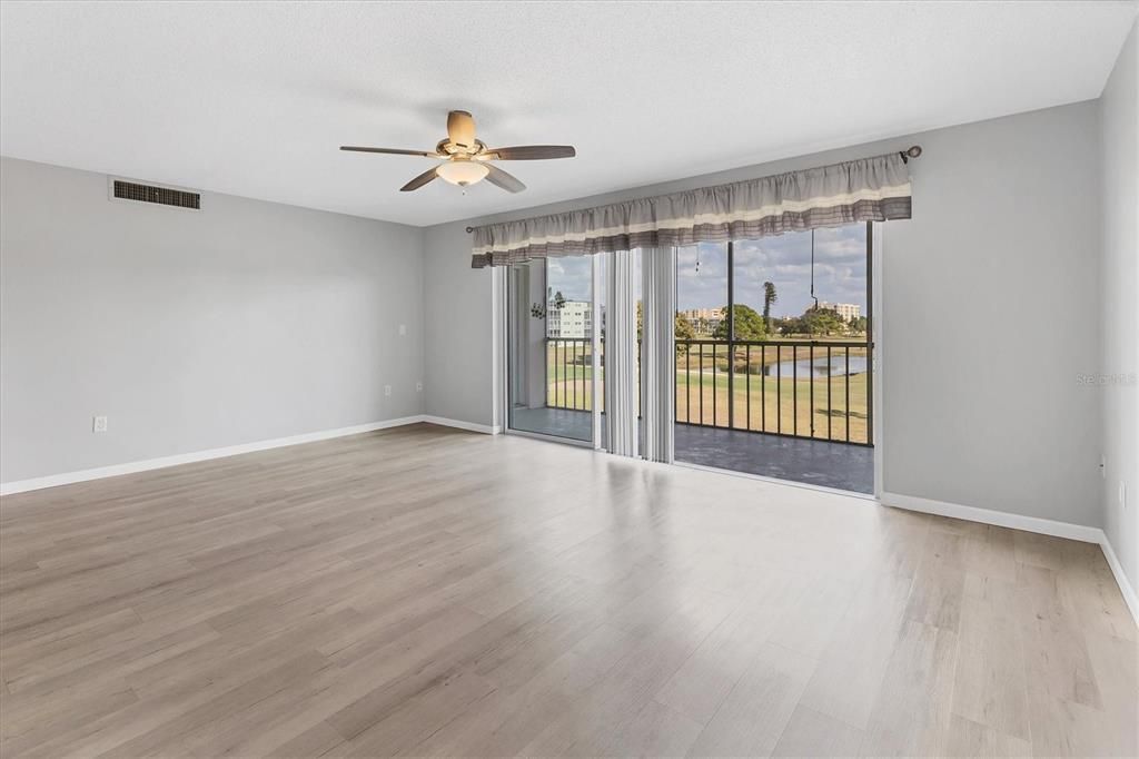 待售: $185,000 (2 贝兹, 2 浴室, 1008 平方英尺)