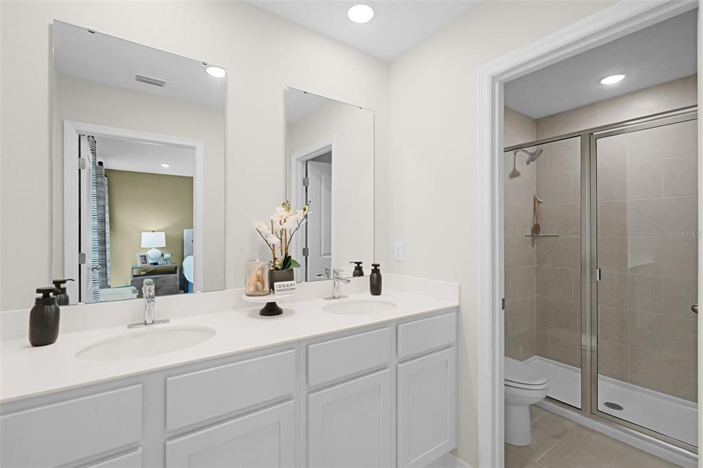 For Sale: $295,990 (3 beds, 2 baths, 1663 Square Feet)