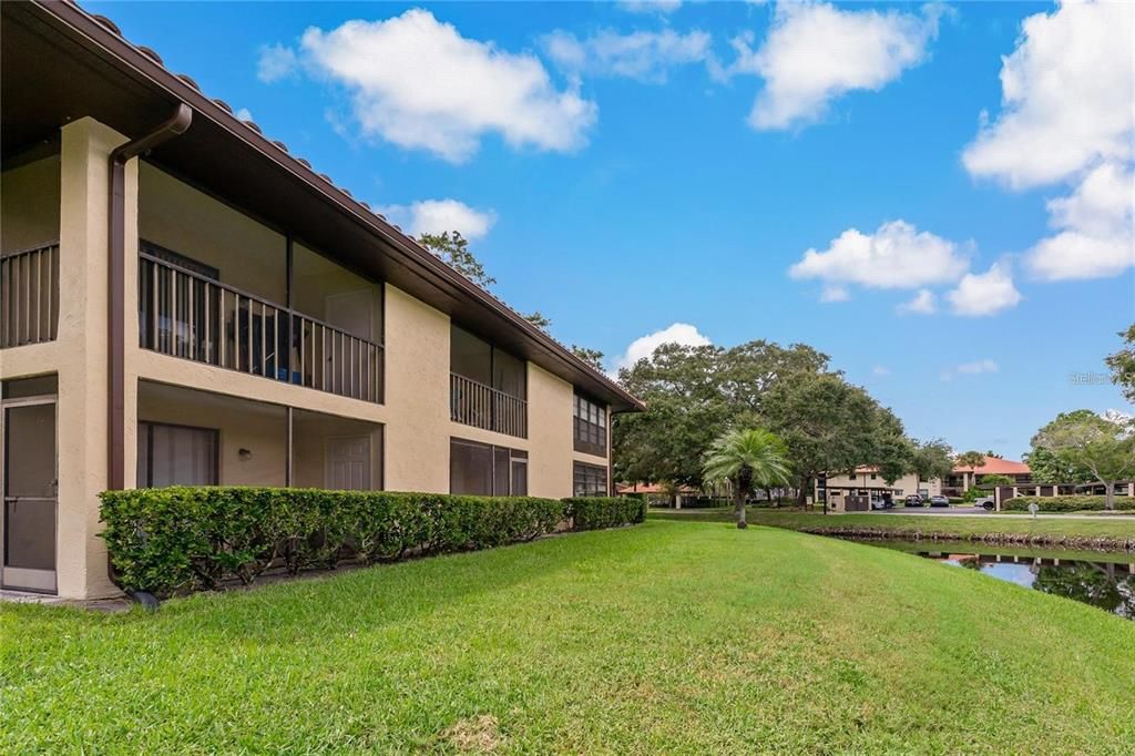 出租: $1,500 (1 贝兹, 1 浴室, 750 平方英尺)