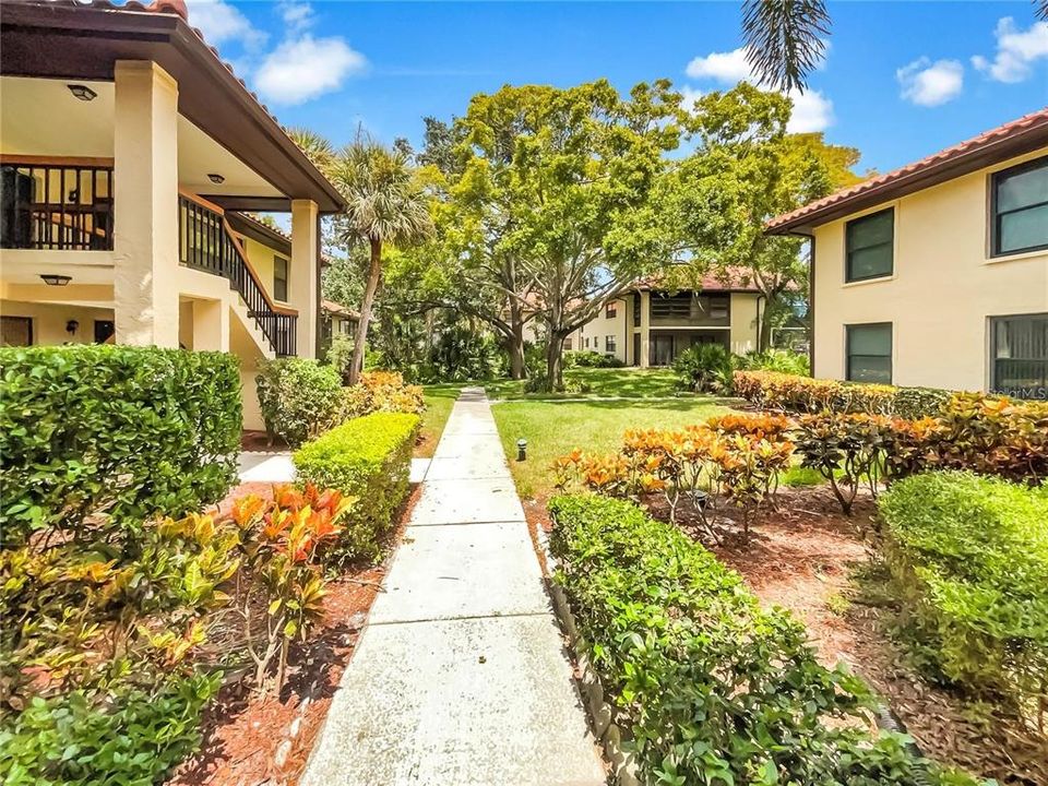 出租: $1,500 (1 贝兹, 1 浴室, 750 平方英尺)