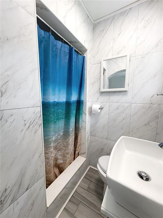 En Venta: $545,000 (4 camas, 3 baños, 2064 Pies cuadrados)