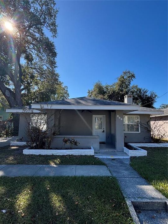 En Venta: $545,000 (4 camas, 3 baños, 2064 Pies cuadrados)