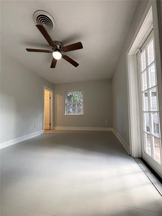 En Venta: $545,000 (4 camas, 3 baños, 2064 Pies cuadrados)