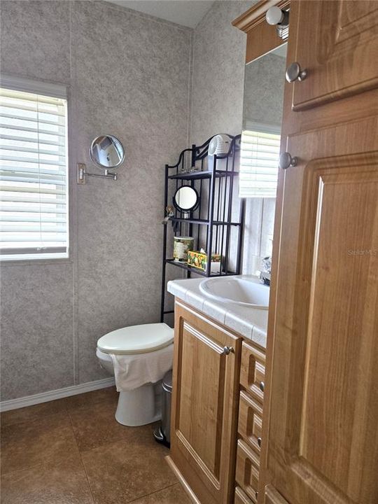 На продажу: $229,000 (1 спален, 1 ванн, 490 Квадратных фут)