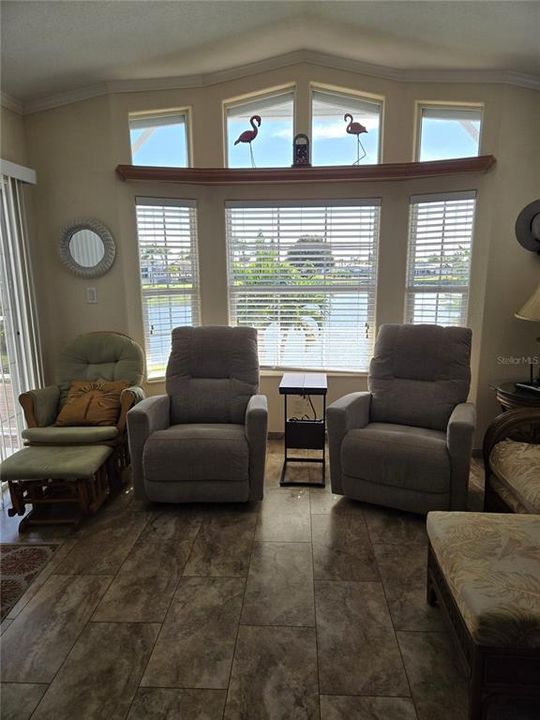 На продажу: $229,000 (1 спален, 1 ванн, 490 Квадратных фут)