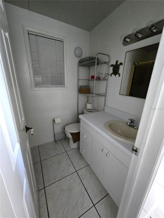 На продажу: $229,000 (1 спален, 1 ванн, 490 Квадратных фут)