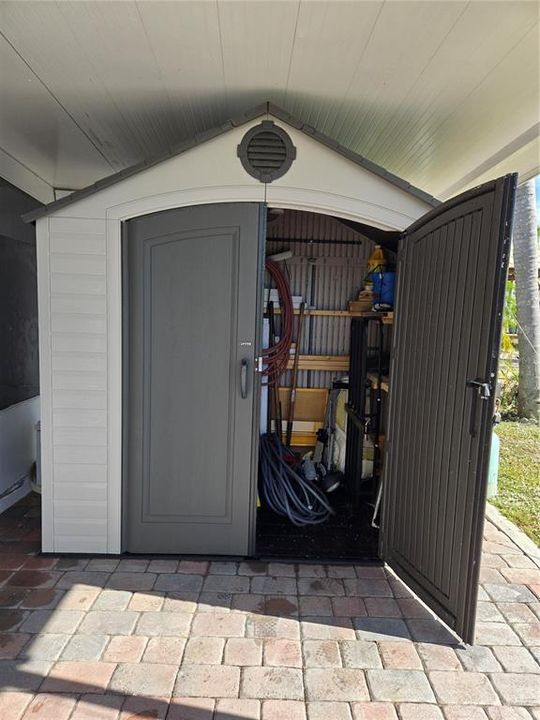 На продажу: $229,000 (1 спален, 1 ванн, 490 Квадратных фут)