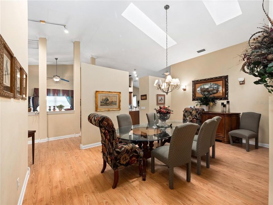 For Sale: $525,000 (3 beds, 2 baths, 2511 Square Feet)