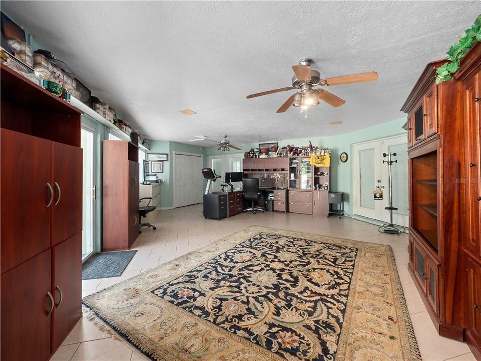 For Sale: $525,000 (3 beds, 2 baths, 2511 Square Feet)