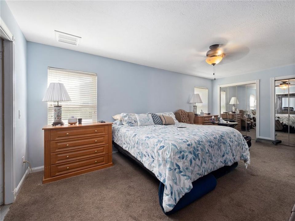 For Sale: $525,000 (3 beds, 2 baths, 2511 Square Feet)