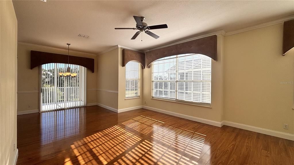 For Rent: $2,150 (2 beds, 2 baths, 1312 Square Feet)