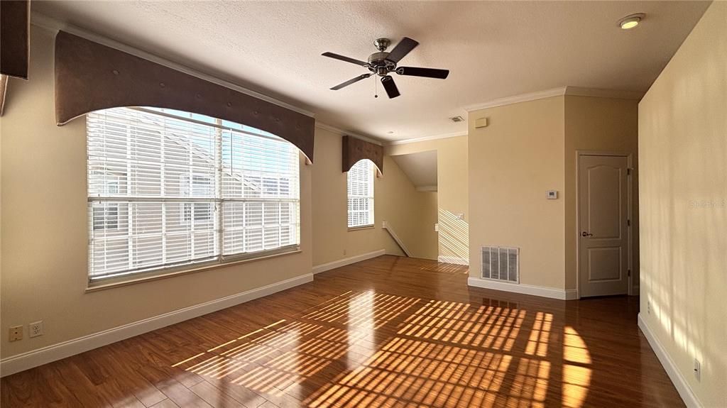 For Rent: $2,150 (2 beds, 2 baths, 1312 Square Feet)