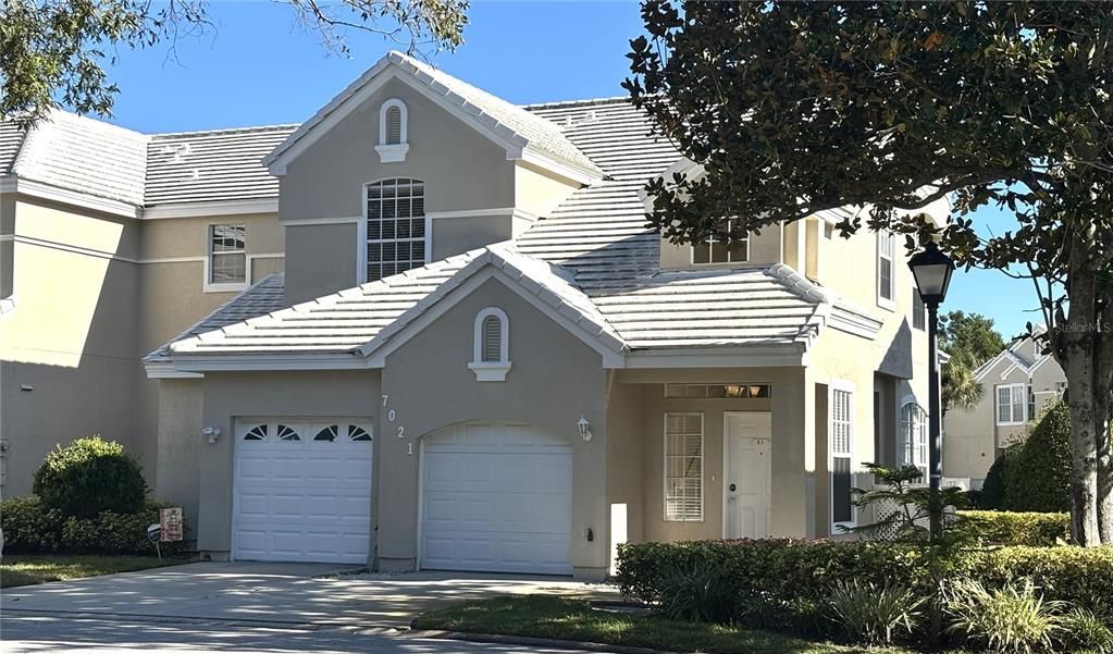 For Rent: $2,150 (2 beds, 2 baths, 1312 Square Feet)