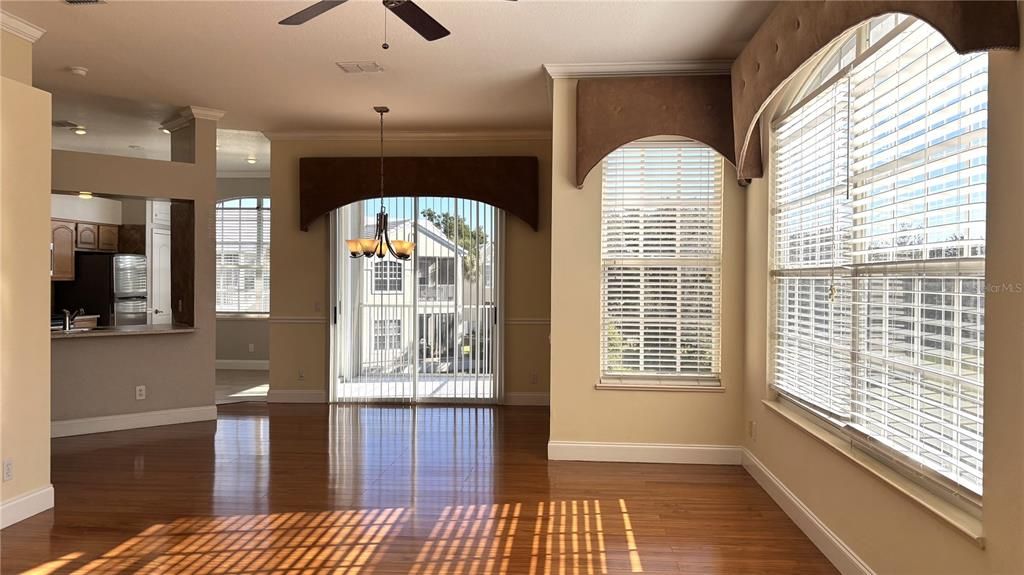 For Rent: $2,150 (2 beds, 2 baths, 1312 Square Feet)