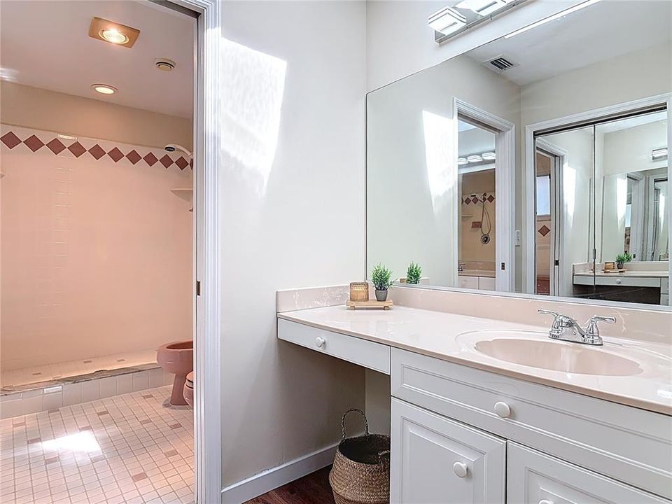 В аренду: $2,200 (3 спален, 3 ванн, 2196 Квадратных фут)