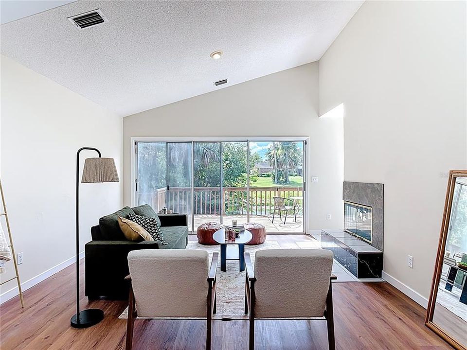 В аренду: $2,200 (3 спален, 3 ванн, 2196 Квадратных фут)