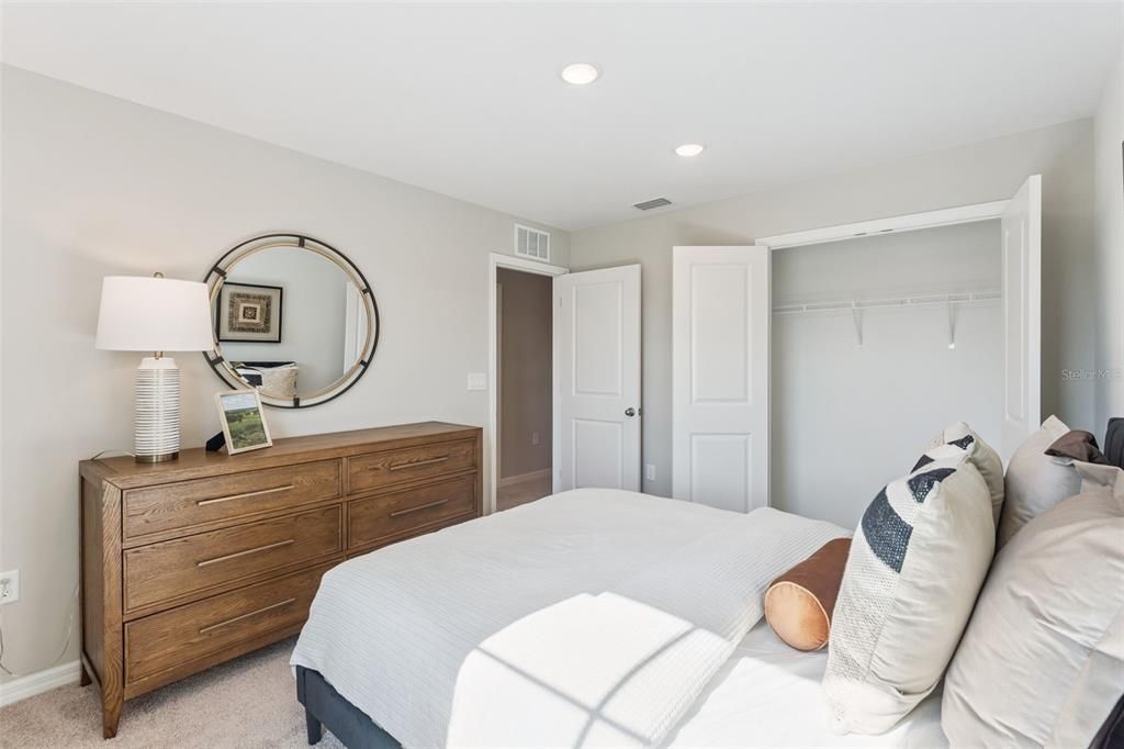 For Sale: $307,999 (3 beds, 2 baths, 1677 Square Feet)