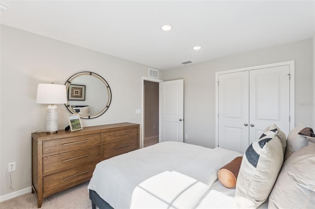 For Sale: $307,999 (3 beds, 2 baths, 1677 Square Feet)