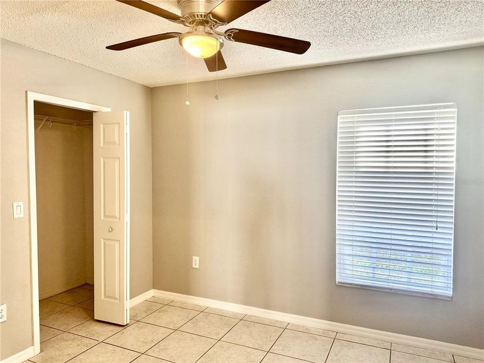 待售: $360,000 (3 贝兹, 2 浴室, 1237 平方英尺)