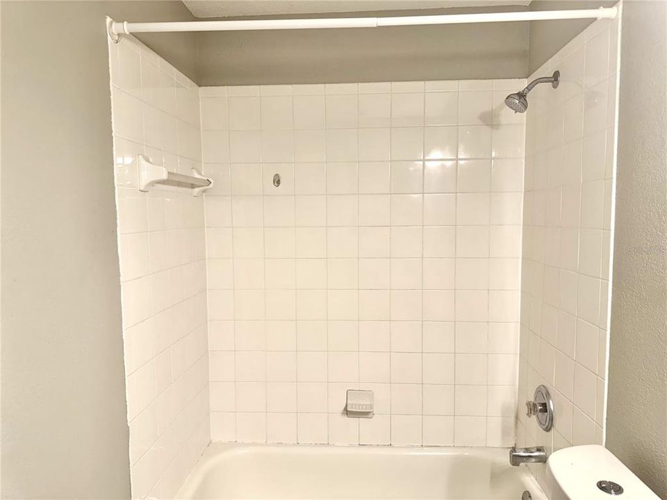 待售: $360,000 (3 贝兹, 2 浴室, 1237 平方英尺)