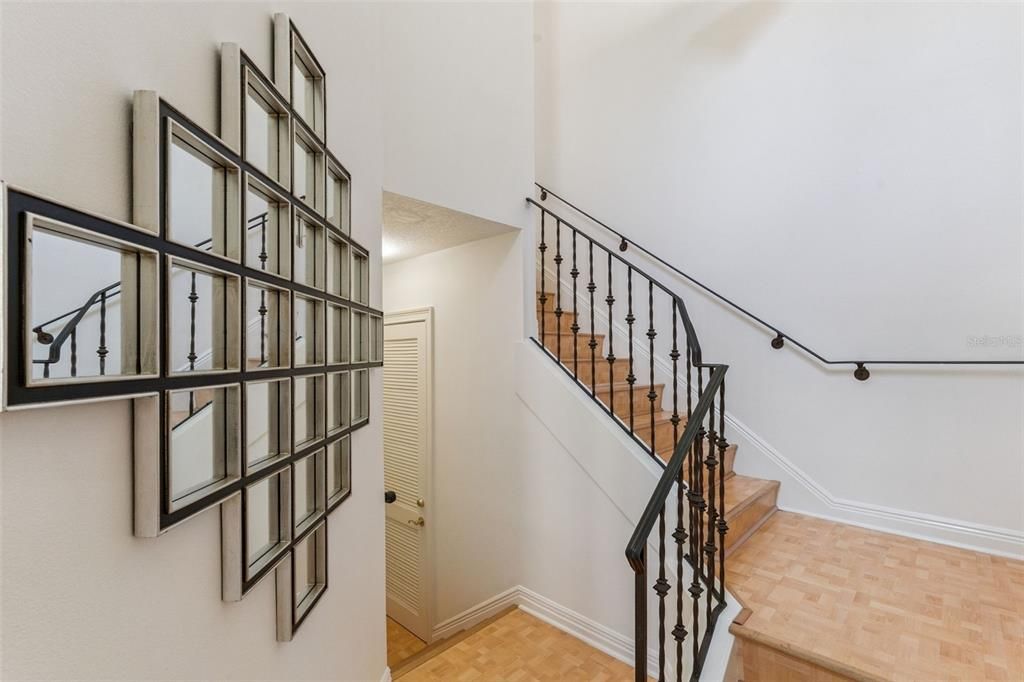 На продажу: $299,000 (3 спален, 2 ванн, 2010 Квадратных фут)