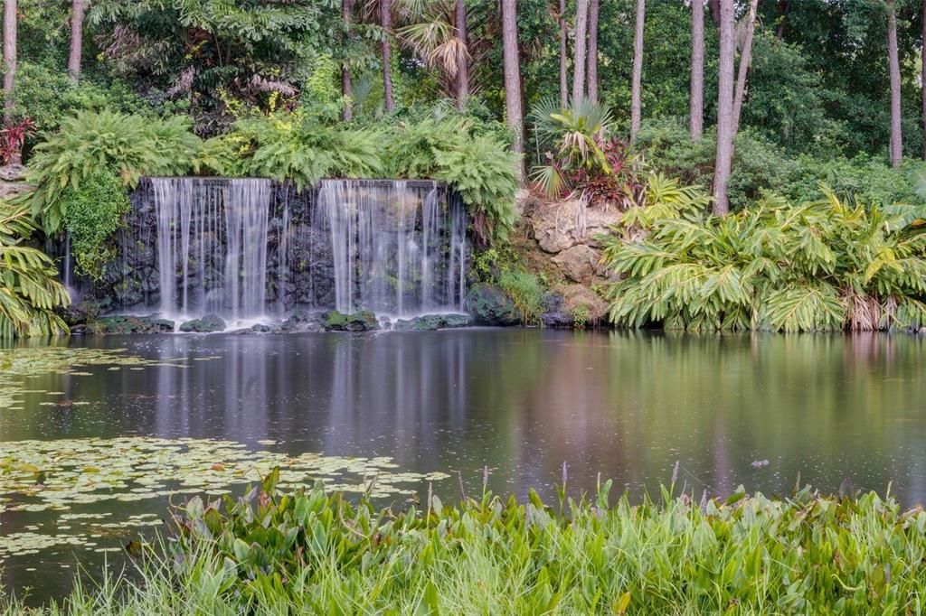 На продажу: $299,000 (3 спален, 2 ванн, 2010 Квадратных фут)