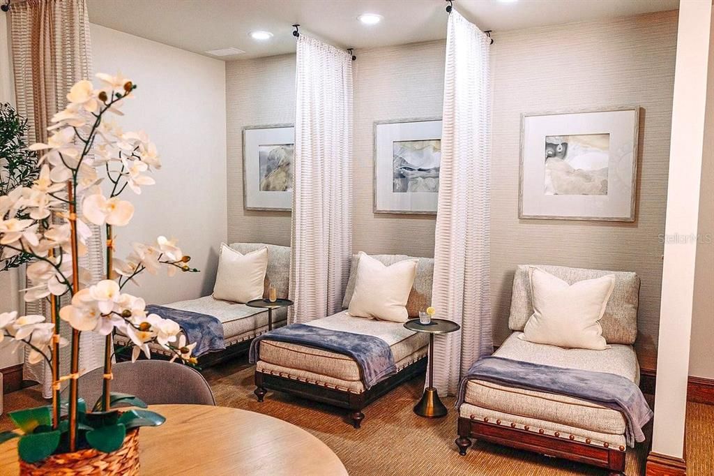 На продажу: $299,000 (3 спален, 2 ванн, 2010 Квадратных фут)