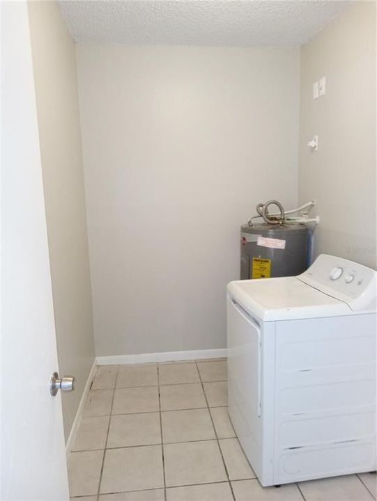 В аренду: $1,730 (3 спален, 1 ванн, 1140 Квадратных фут)