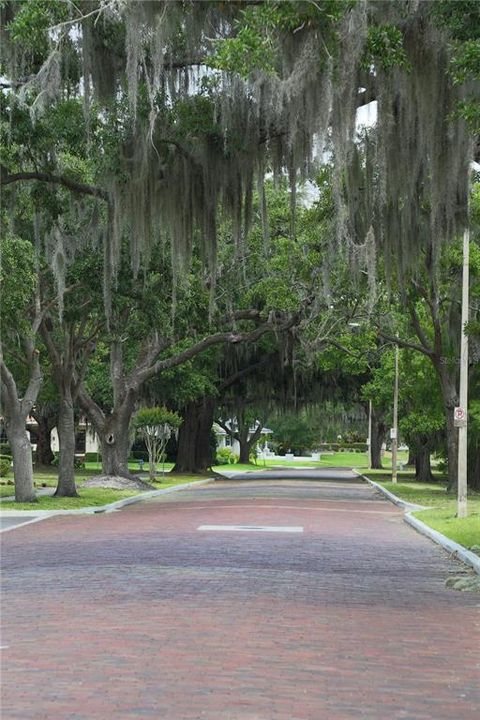 For Rent: $3,240 (4 beds, 3 baths, 1736 Square Feet)