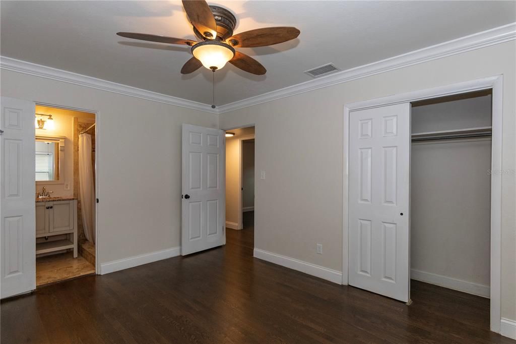 For Rent: $3,240 (4 beds, 3 baths, 1736 Square Feet)