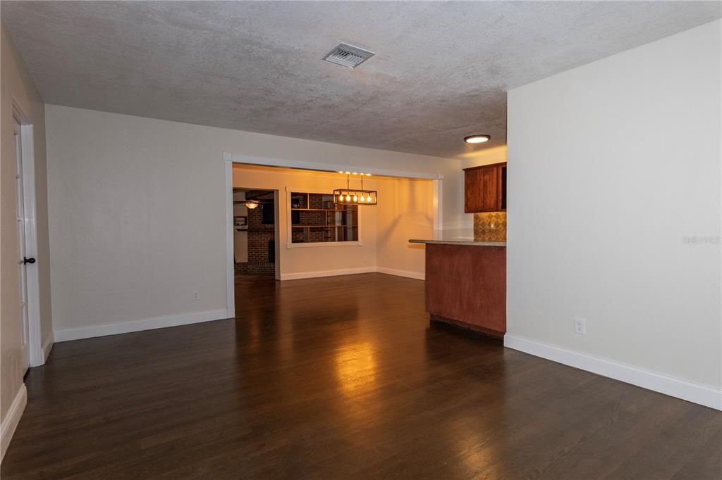 For Rent: $3,240 (4 beds, 3 baths, 1736 Square Feet)