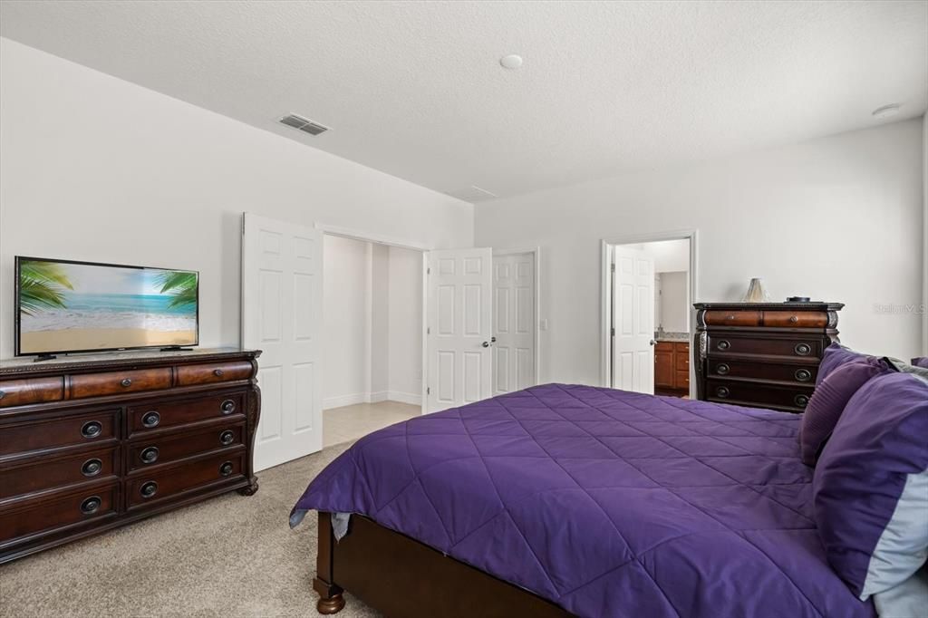 На продажу: $490,000 (4 спален, 3 ванн, 2282 Квадратных фут)