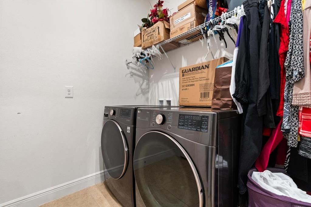 На продажу: $490,000 (4 спален, 3 ванн, 2282 Квадратных фут)