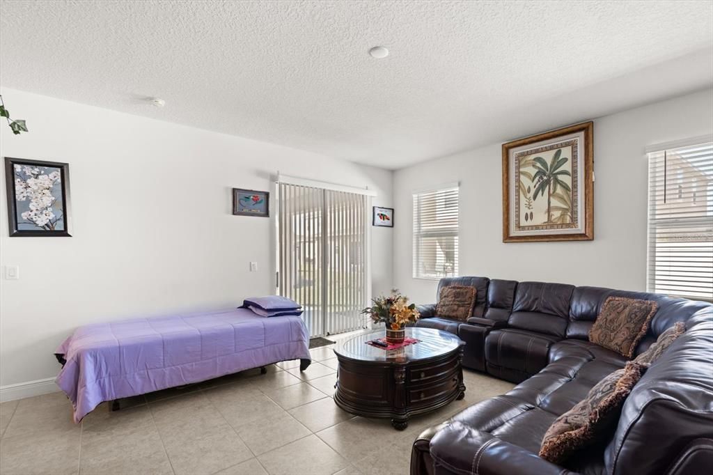 На продажу: $490,000 (4 спален, 3 ванн, 2282 Квадратных фут)