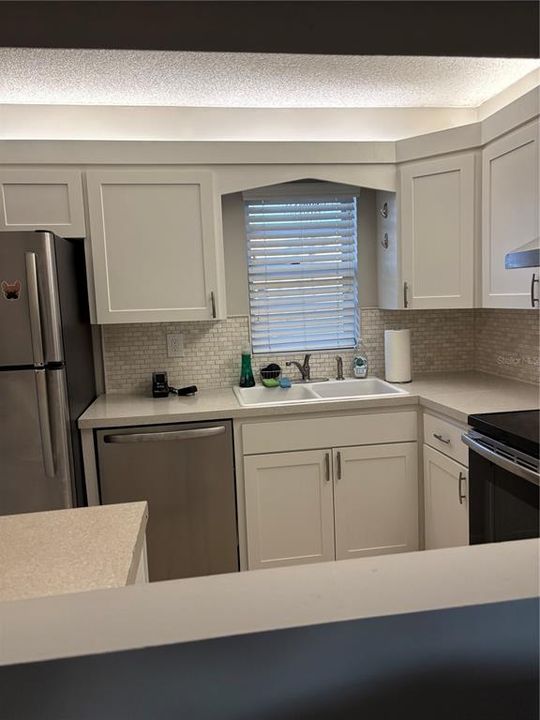 待售: $239,000 (2 贝兹, 2 浴室, 1110 平方英尺)