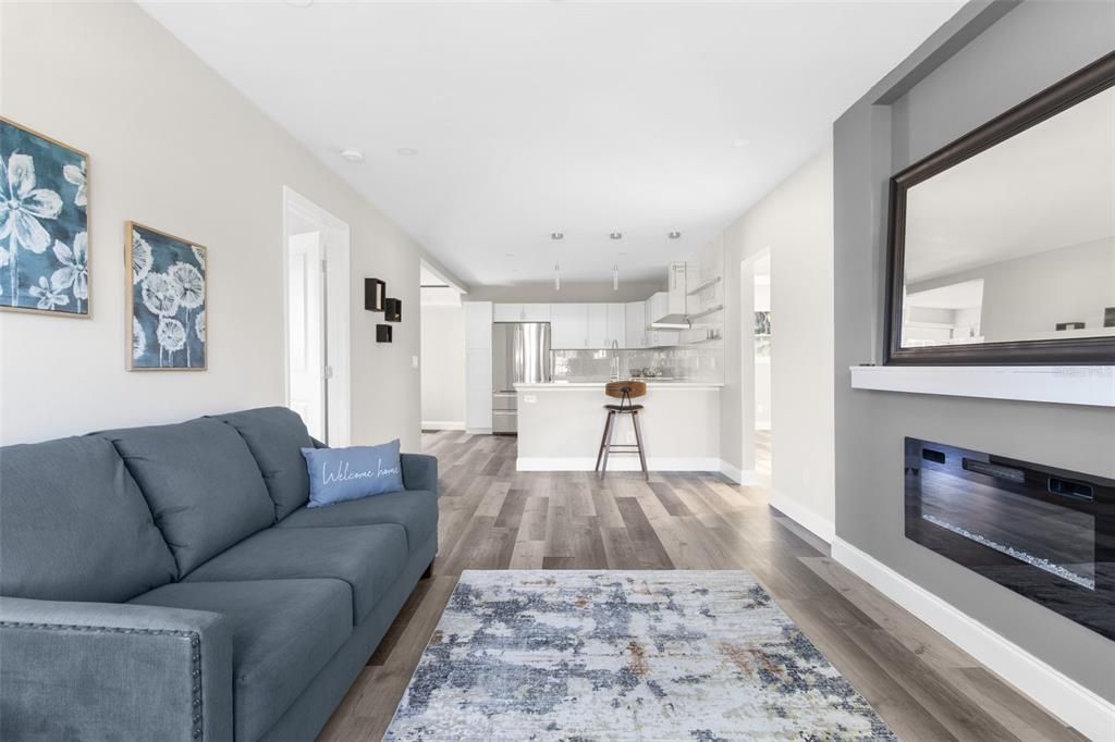 En Venta: $395,000 (3 camas, 2 baños, 1142 Pies cuadrados)