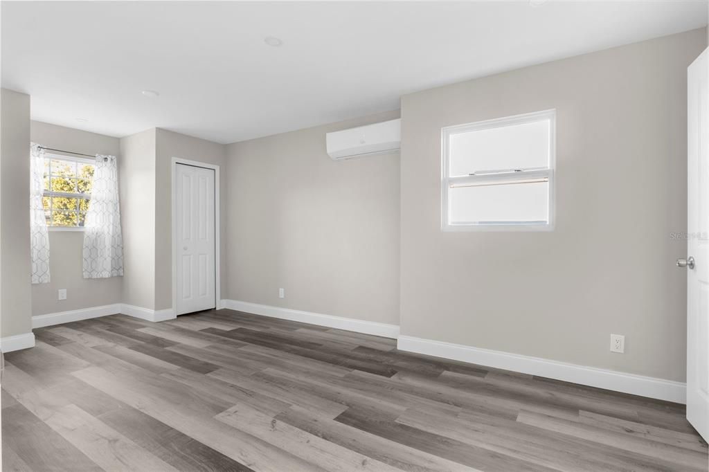 En Venta: $395,000 (3 camas, 2 baños, 1142 Pies cuadrados)