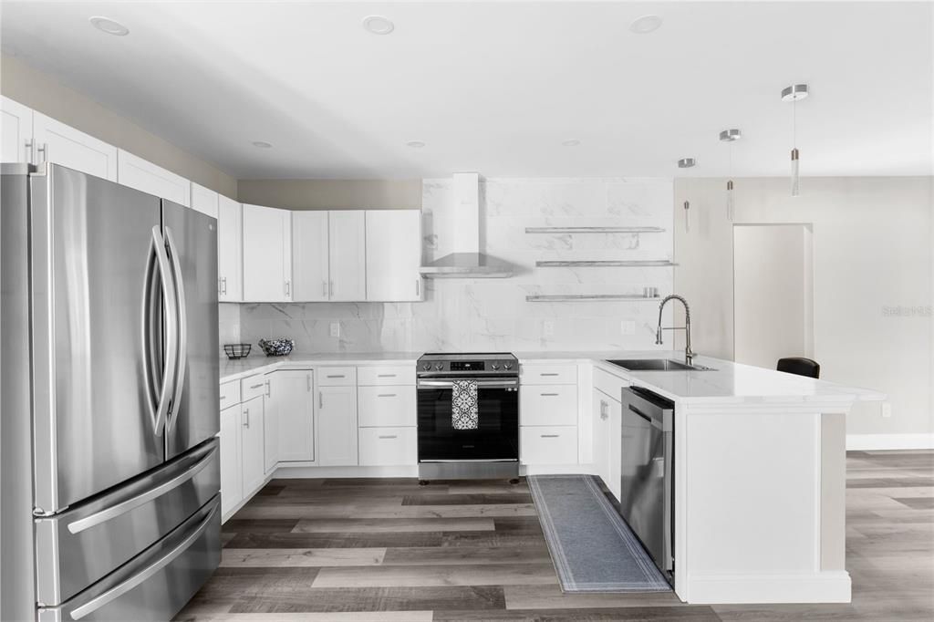 En Venta: $395,000 (3 camas, 2 baños, 1142 Pies cuadrados)